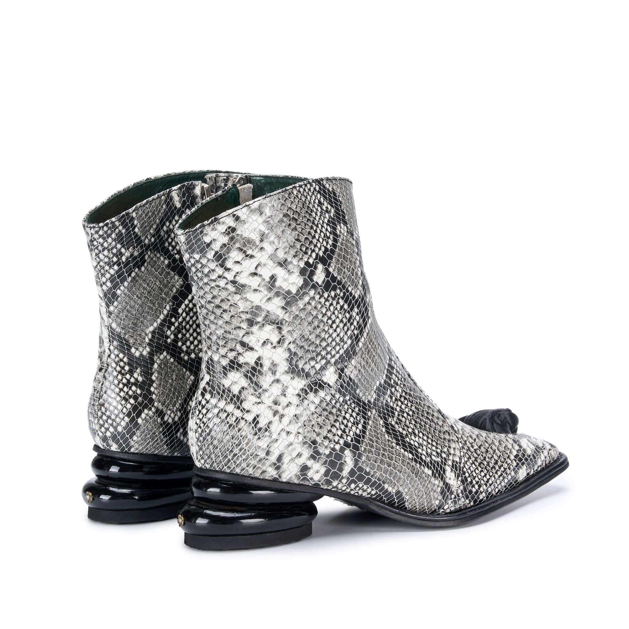 BOTA IGNACIO ALLENDE-EDICION LIMITADA